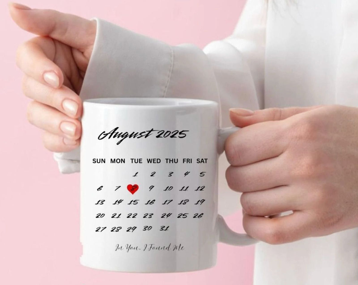 Personalized calendar mug with custom special date and anniversary design
